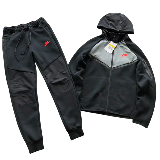Nike Tech Fleece Tracksuit